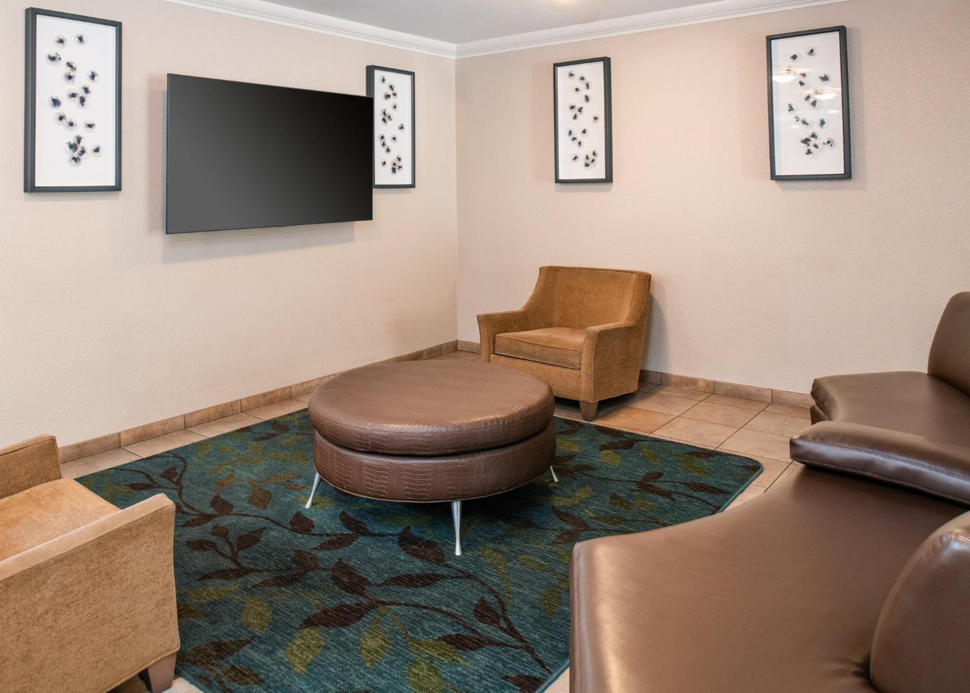Candlewood Suites Turlock By Ihg Exterior foto
