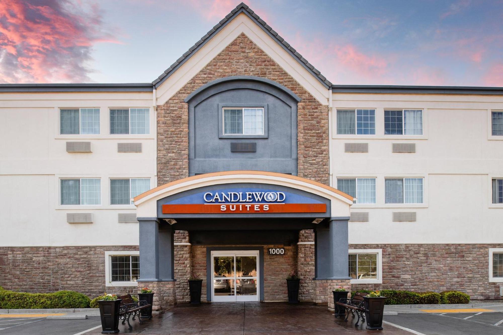 Candlewood Suites Turlock By Ihg Exterior foto