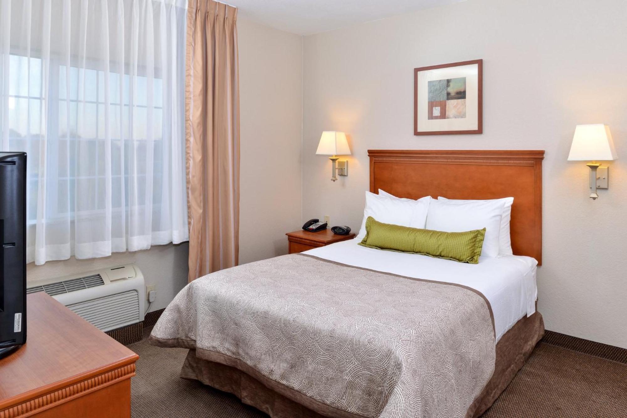 Candlewood Suites Turlock By Ihg Exterior foto