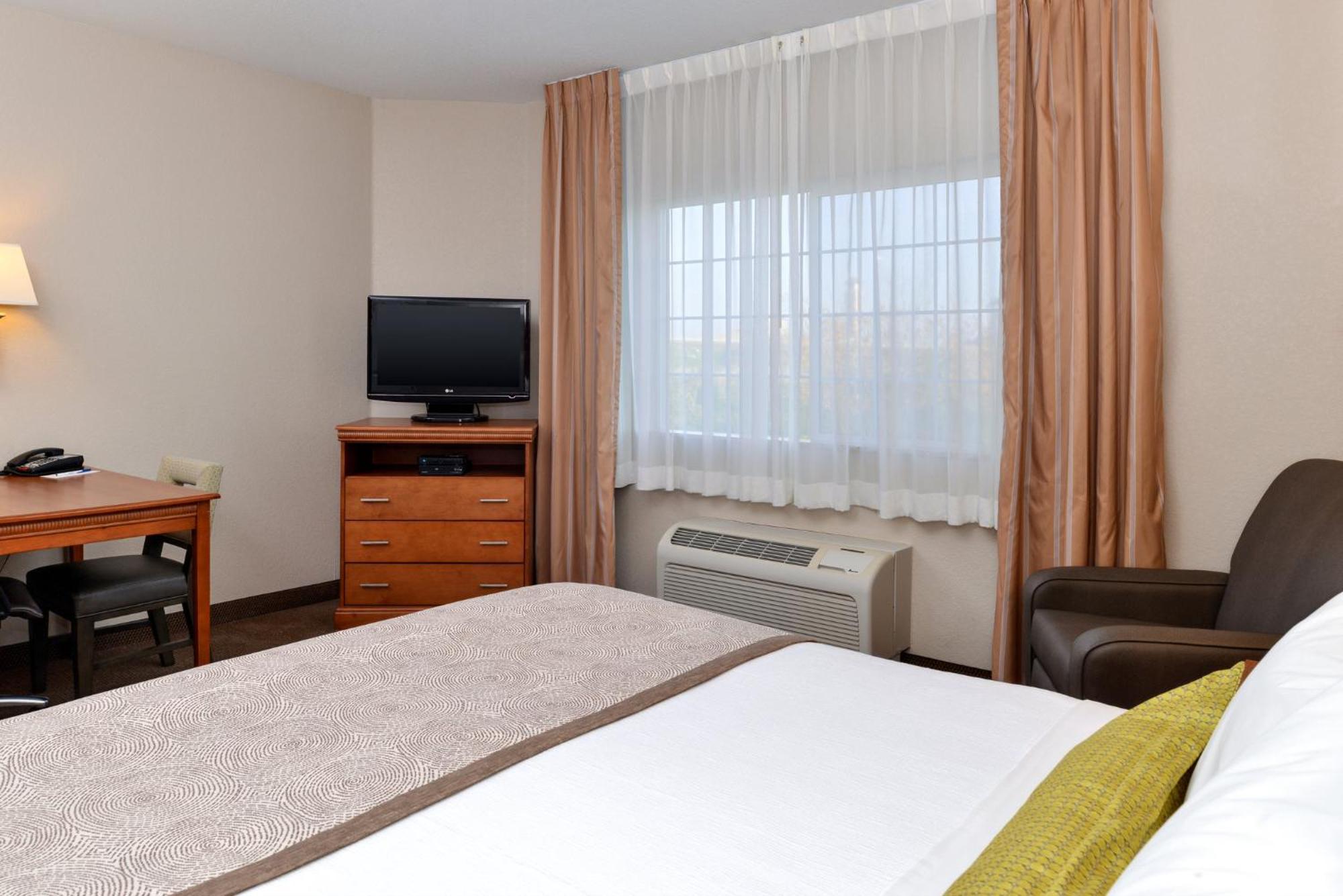 Candlewood Suites Turlock By Ihg Exterior foto