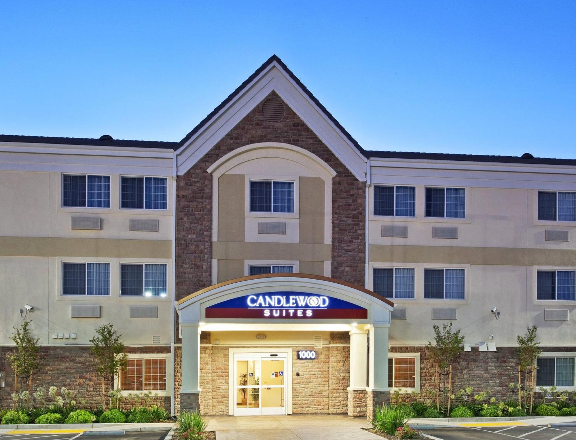 Candlewood Suites Turlock By Ihg Exterior foto