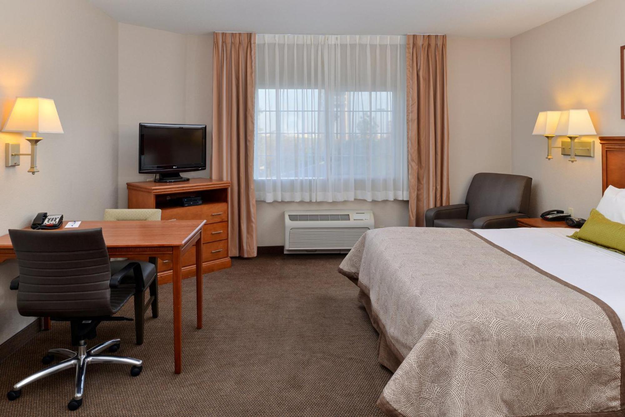 Candlewood Suites Turlock By Ihg Exterior foto